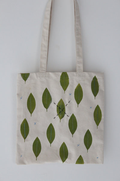 Untitled 2 :: art tote 4 good X Susy Pilgrim Waters